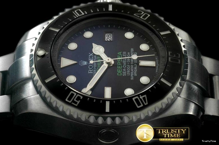 0705 ROLSD048A – Deep Sea Blue Dweller Packable 1003